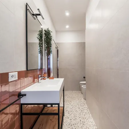 Apartament The Rent - Three-room Near Lungotevere