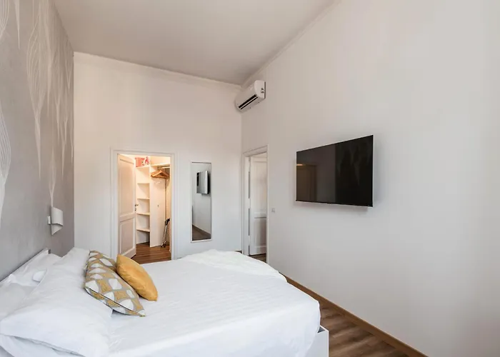 The Rent - Three-room Near Lungotevere Apartamento